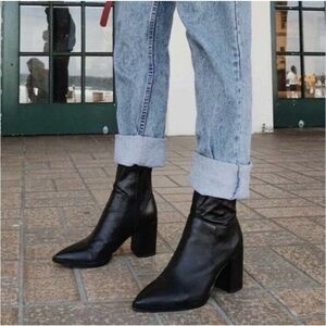 Tony Bianco Brazan Black Glove Leather Ankle Boots. Size 7.5.